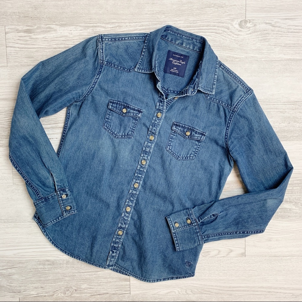 American Eagle Denim Favorite Fit Top Size S